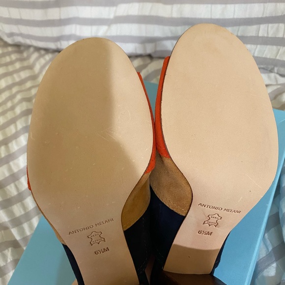 Antonio Melani | Hall Peep Toe Stripe Heel - Picture 4 of 6